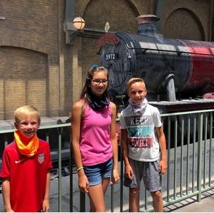 Meet your Posher, Randi